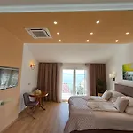 شقة Jaksic تروغير