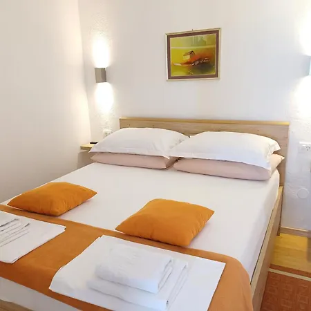Apartment Jaksic Trogir