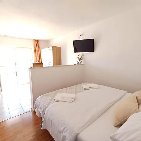 Apartment Jaksic Trogir