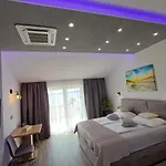 杰克斯科公寓 * 特罗吉尔