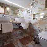 杰克斯科公寓 *